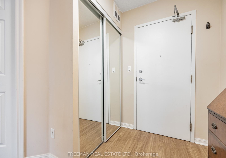 260-merton-street-toronto-ontario-c13063580
