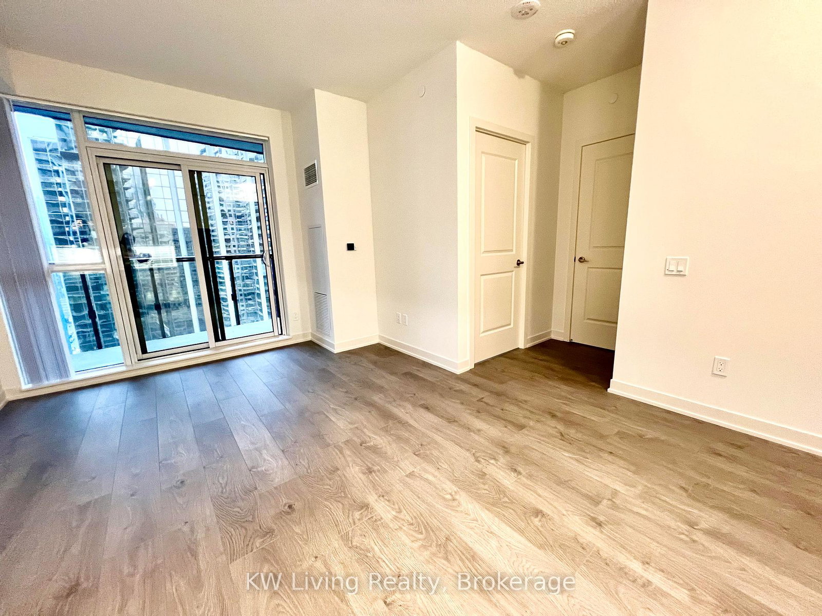 4955-yonge-street-north-york-ontario-c13063838