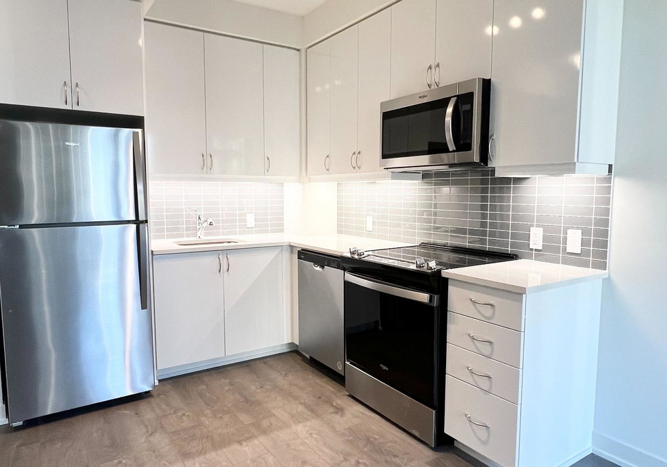 4955-yonge-street-north-york-ontario-c13063838
