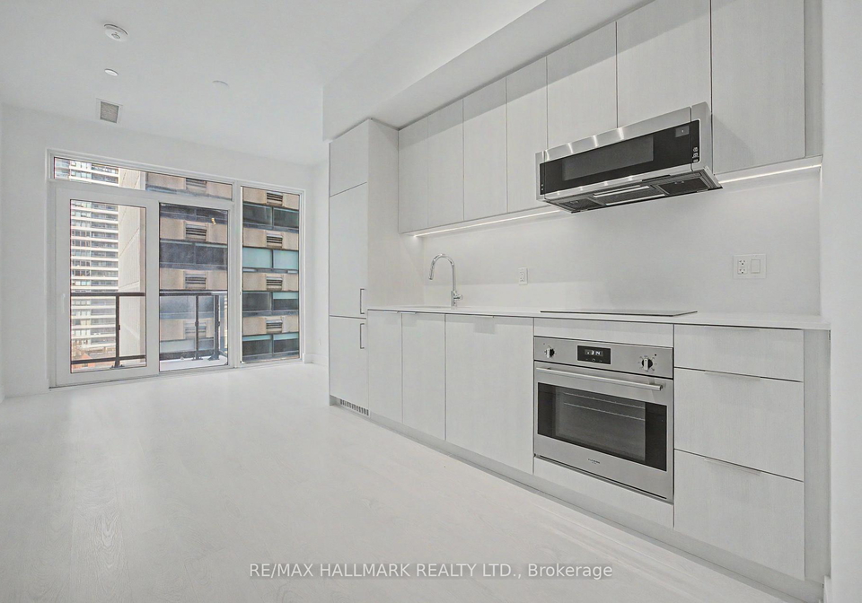 308-jarvis-street-toronto-ontario-c13063940