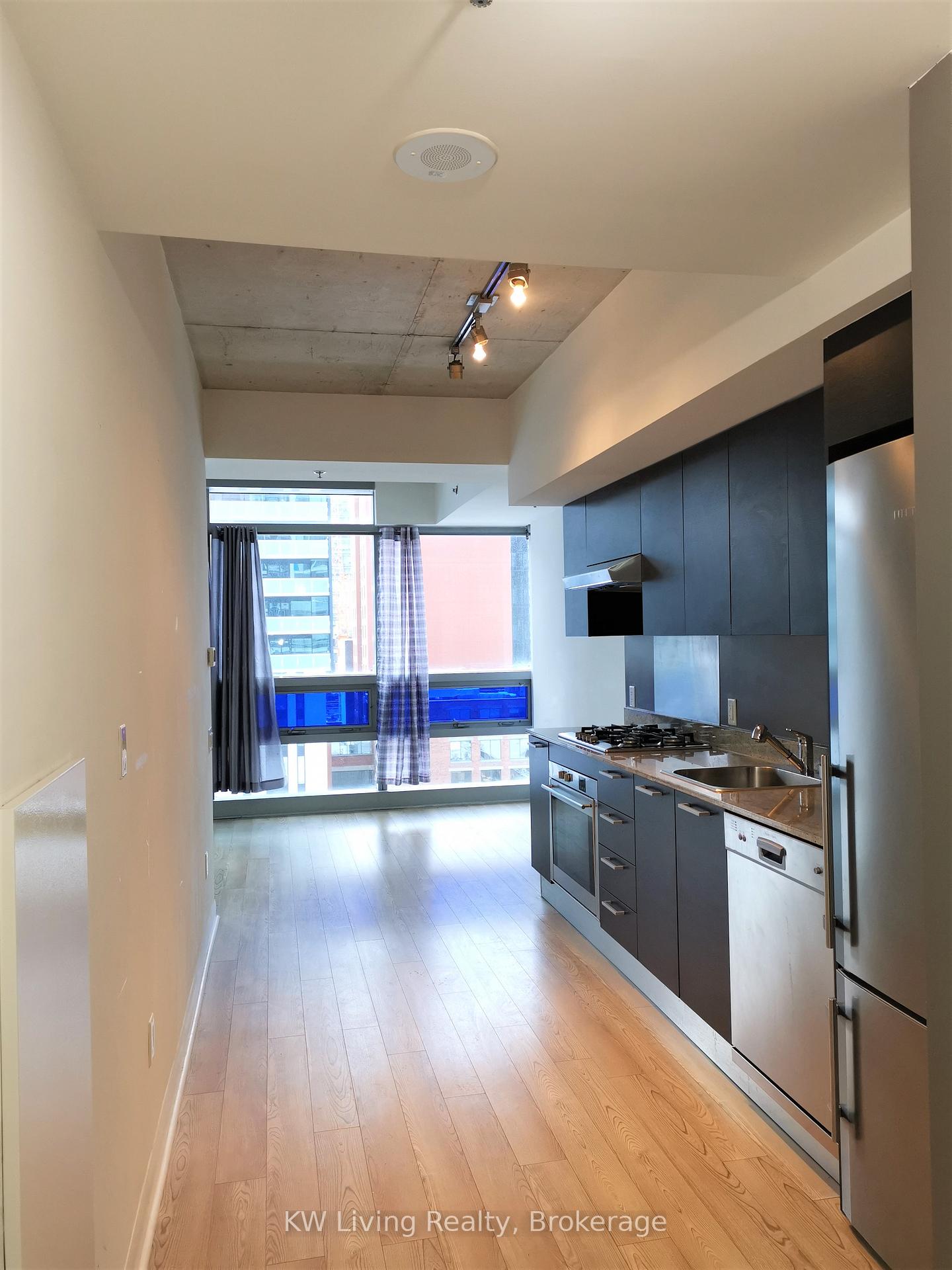 375-king-street-w-toronto-ontario-c13063966