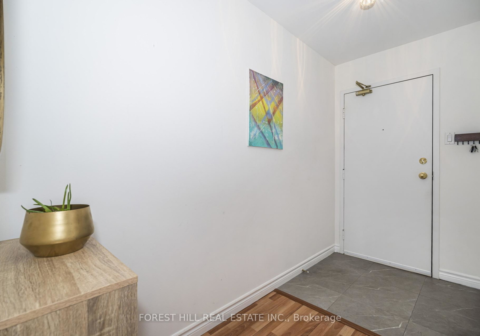117-gerrard-street-e-toronto-ontario-c13063970
