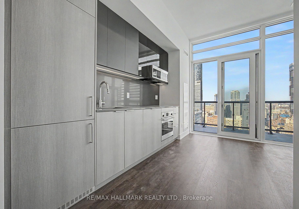 308-jarvis-street-toronto-ontario-c13064068