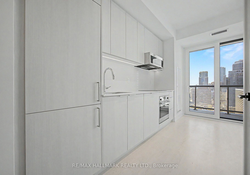 308-jarvis-street-toronto-ontario-c13064086