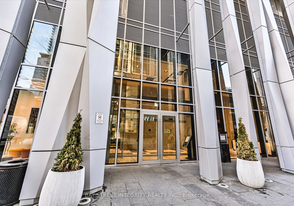1-yorkville-avenue-toronto-ontario-c13064140