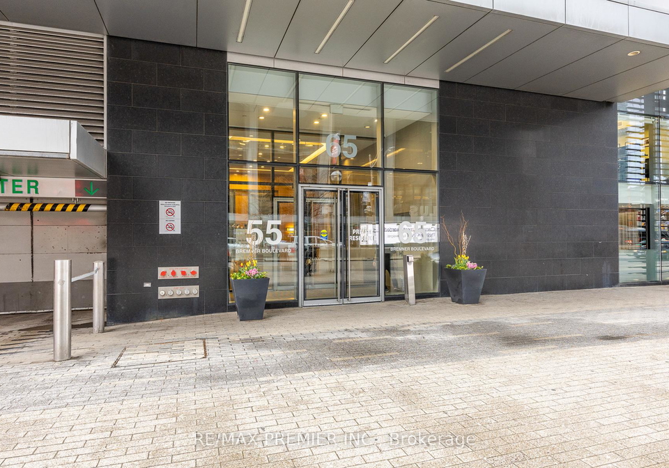 65-bremner-boulevard-toronto-ontario-c13064296
