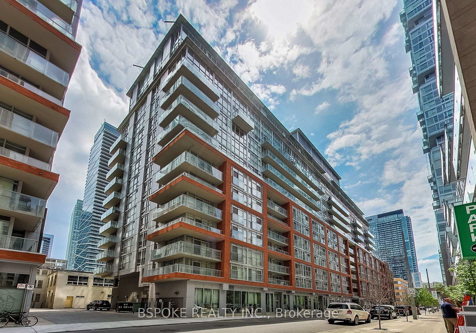 21-nelson-street-toronto-ontario-c13064324