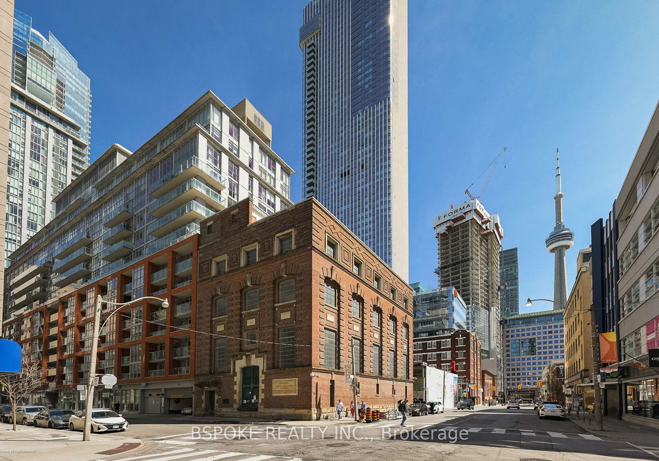 21-nelson-street-toronto-ontario-c13064324