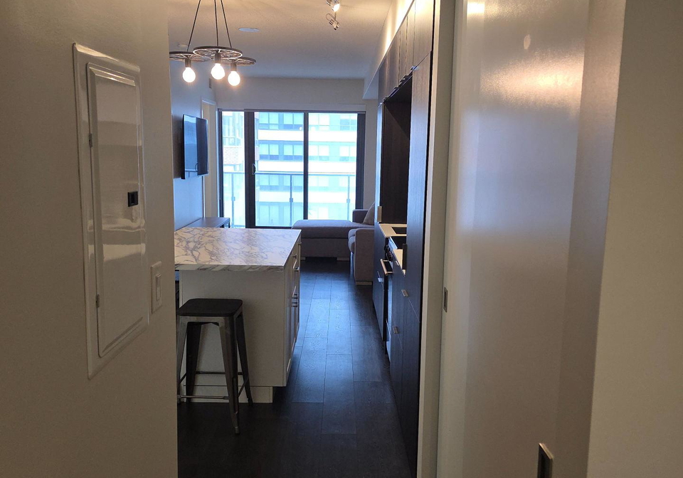 159-dundas-street-e-toronto-ontario-c13064448
