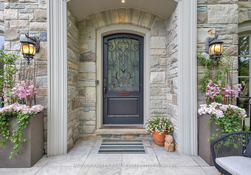 62-glengowan-road-toronto-ontario-c13064830