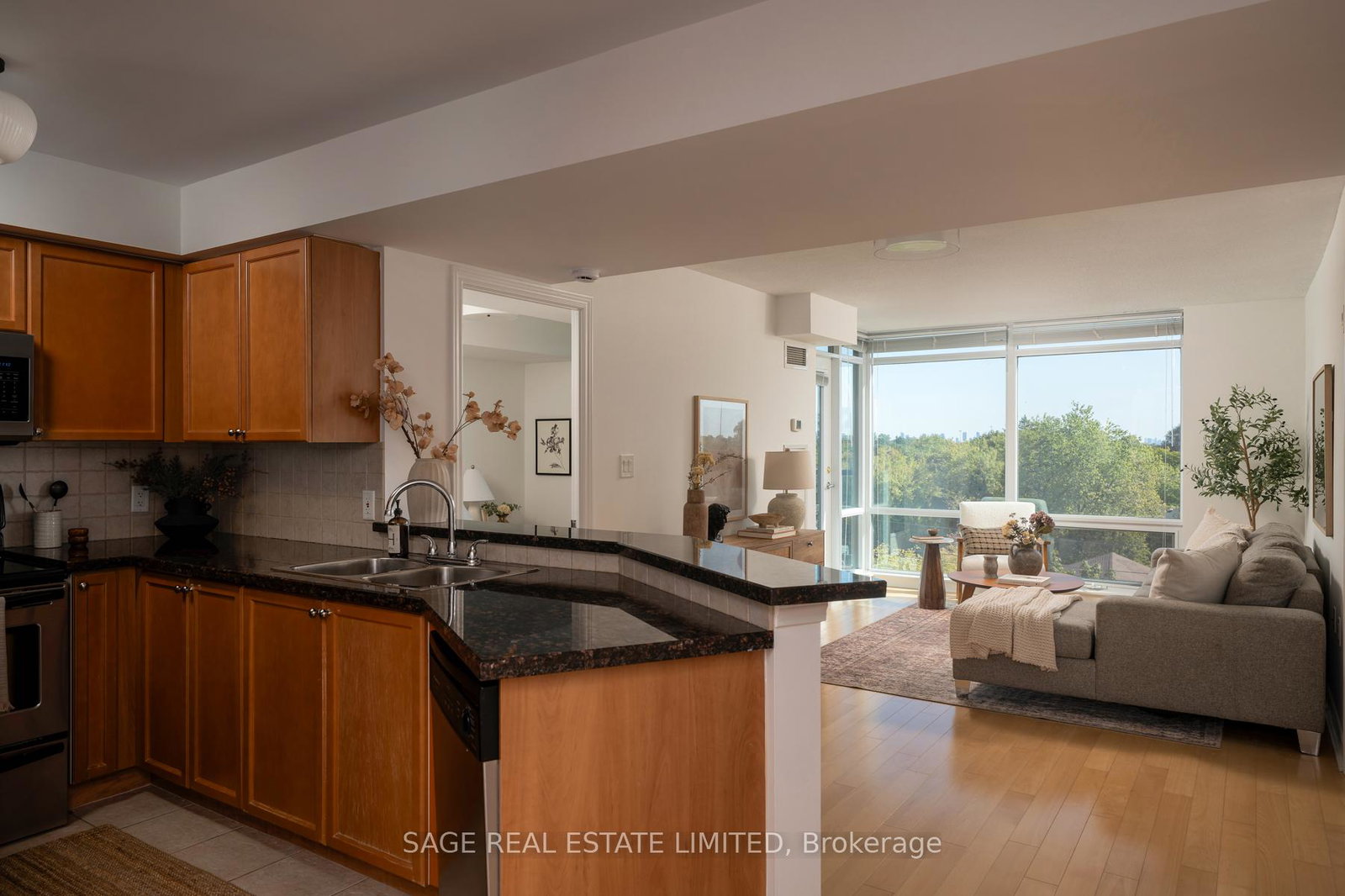 3830-bathurst-street-toronto-ontario-c13065262