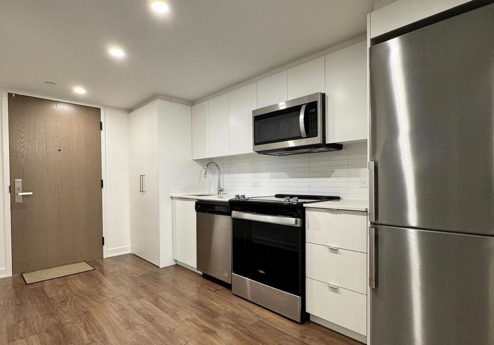 30-tretti-way-toronto-ontario-c13065398