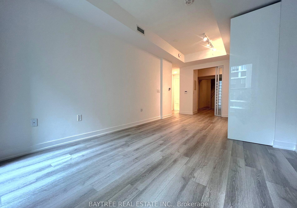 121-st-patrick-street-toronto-ontario-c13065462