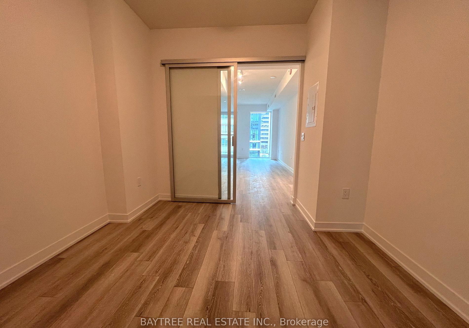 121-st-patrick-street-toronto-ontario-c13065462