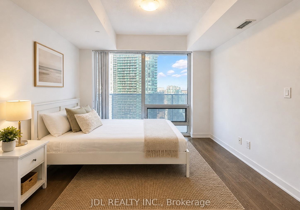 88-harbour-street-toronto-ontario-c13065544