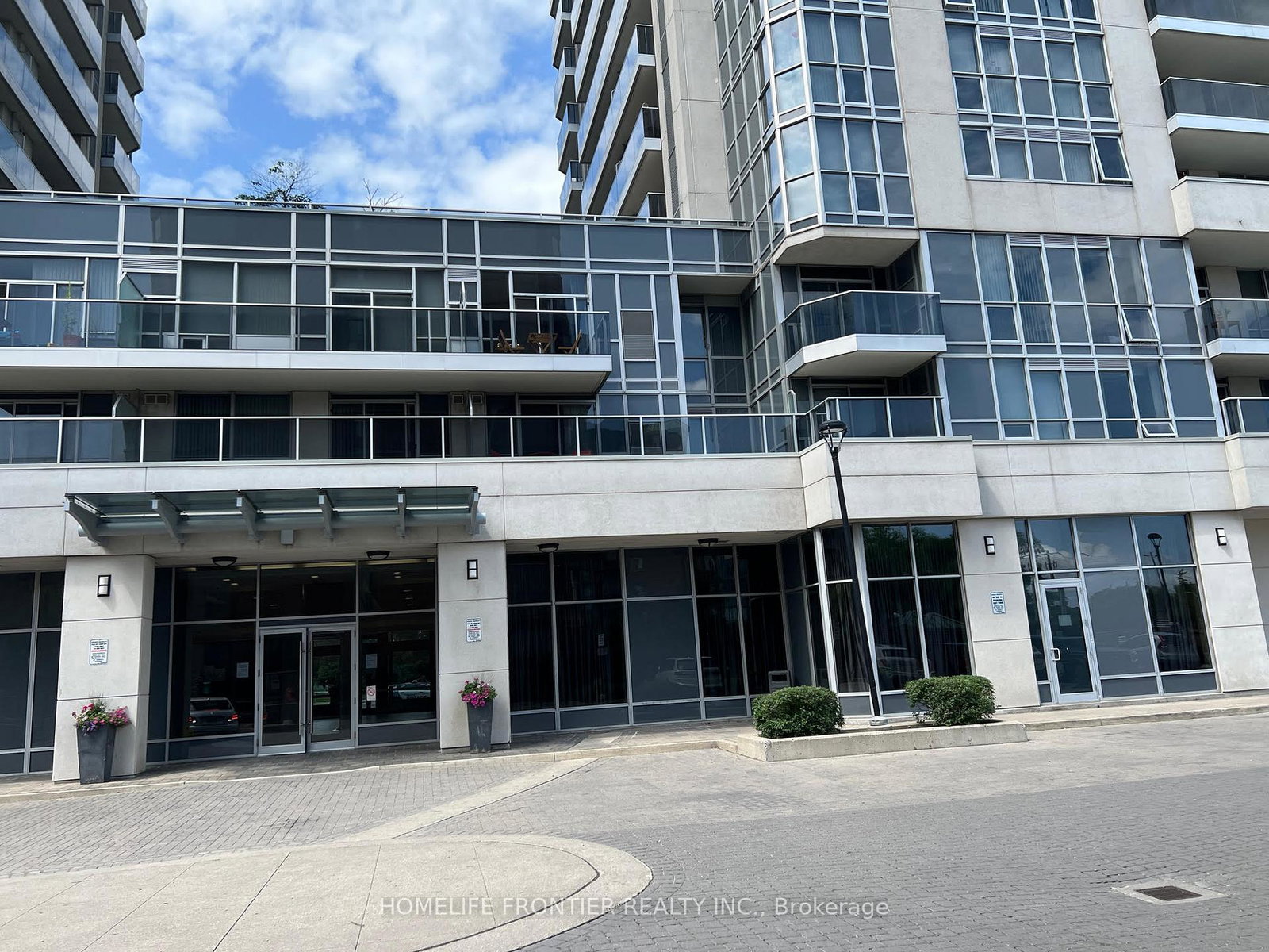 5793-yonge-street-north-york-ontario-c13066022