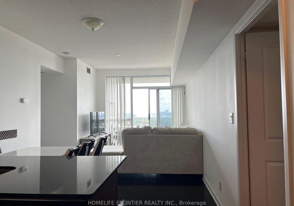 5793-yonge-street-north-york-ontario-c13066022