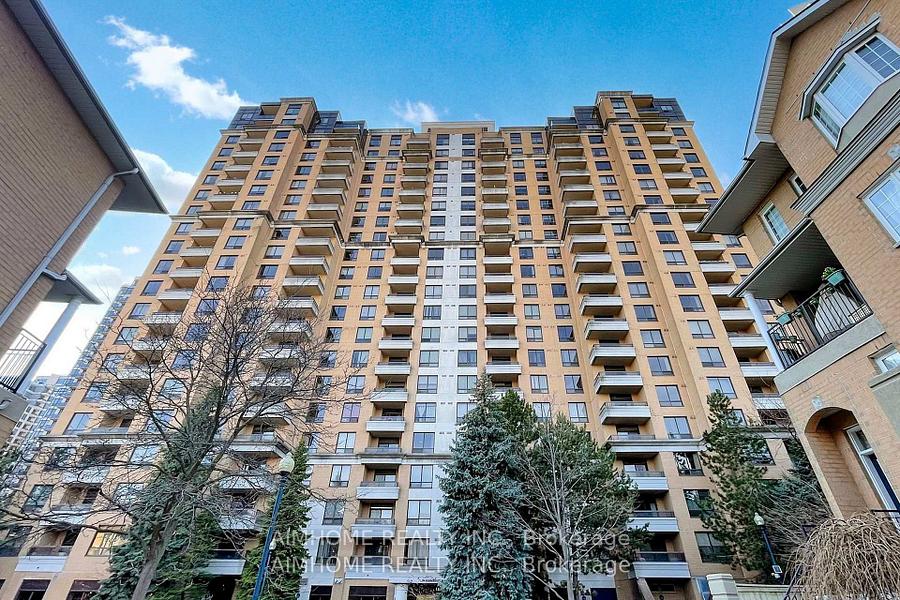 18-sommerset-way-north-york-ontario-c13066024