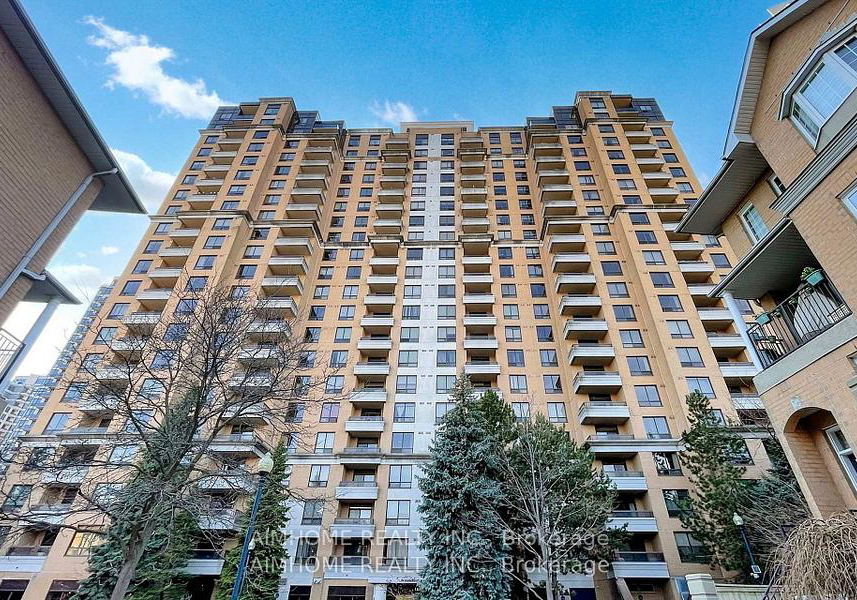18-sommerset-way-north-york-ontario-c13066024