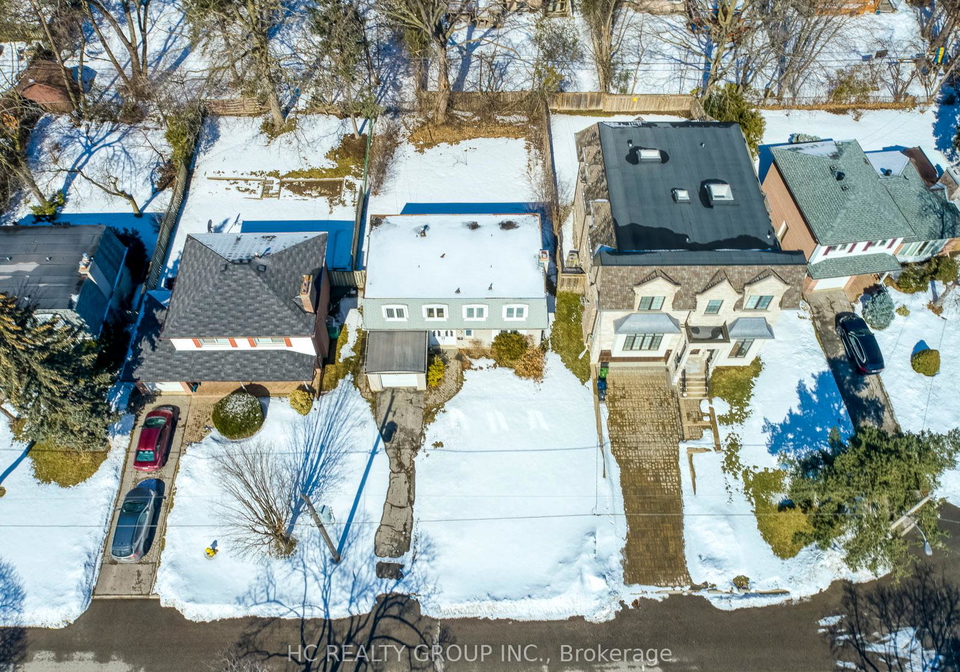 10-waring-court-north-york-ontario-c13066096