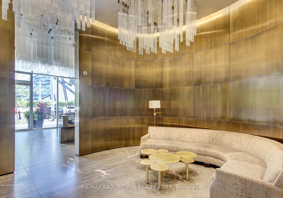 200-bloor-street-w-toronto-ontario-c13066128