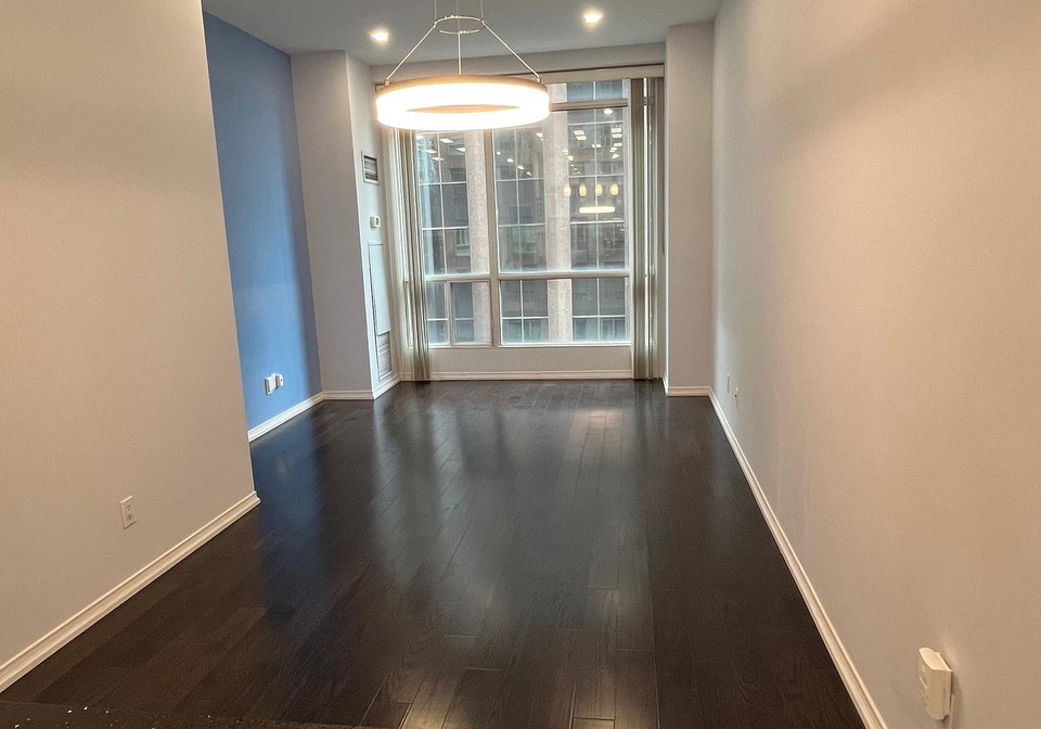 7-king-street-e-toronto-ontario-c13066140
