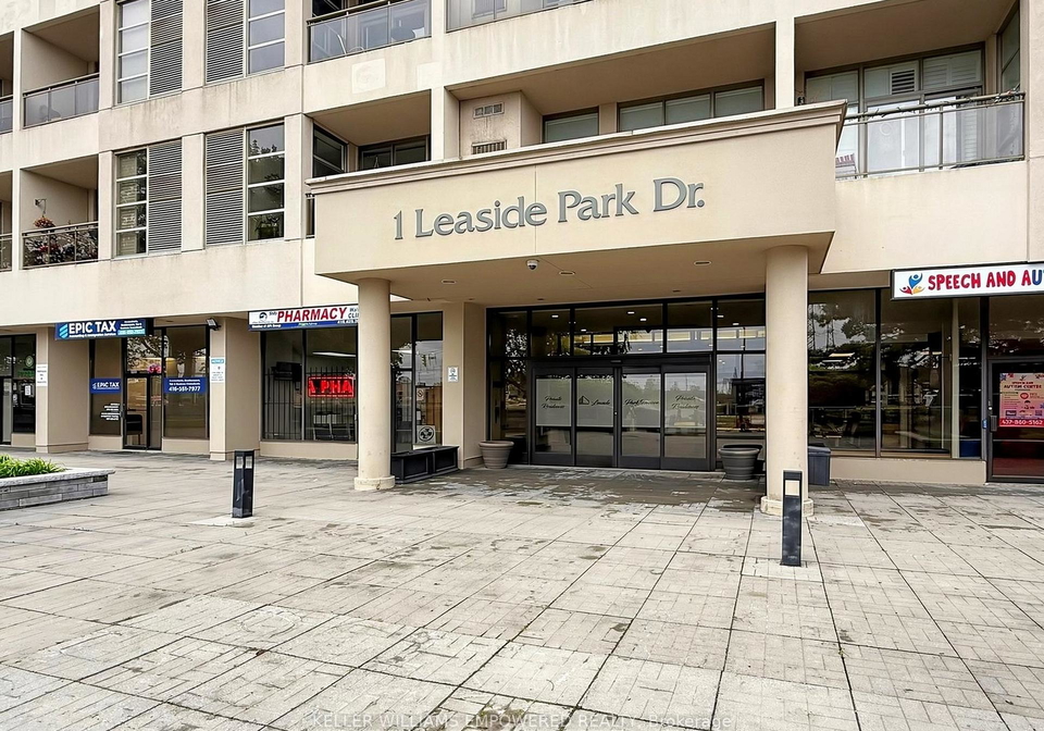 1-leaside-park-drive-east-york-ontario-c13066248