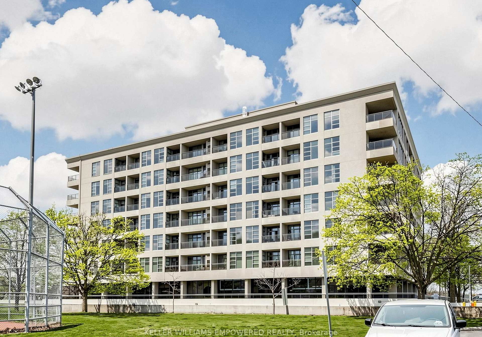 1-leaside-park-drive-east-york-ontario-c13066248