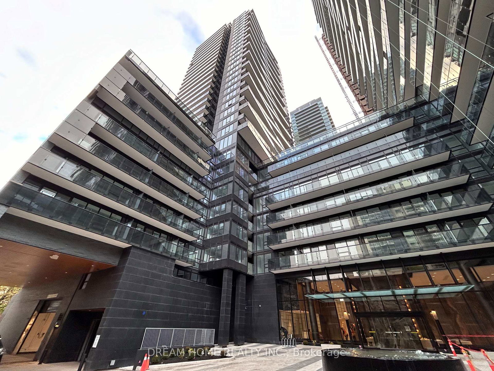 127-broadway-avenue-toronto-ontario-c13066264