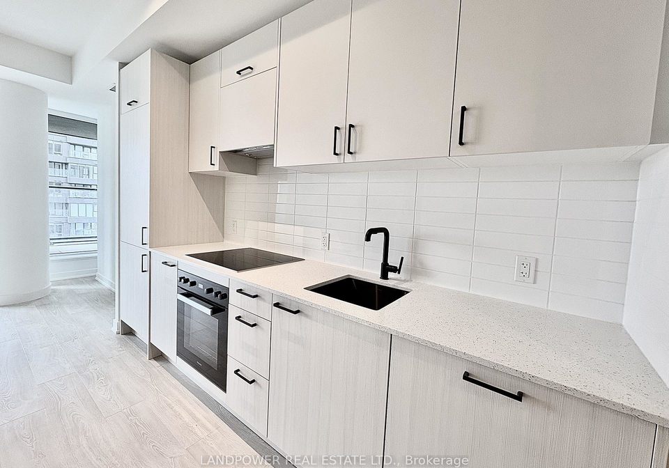 5-quarrington-lane-north-york-ontario-c13066284