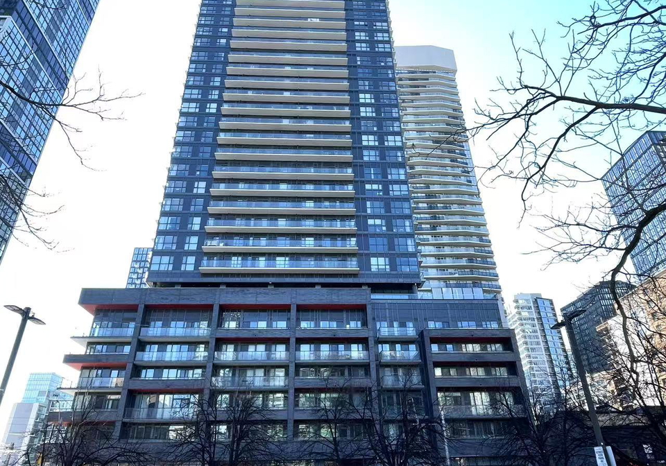 159-dundas-street-e-toronto-ontario-c13066294
