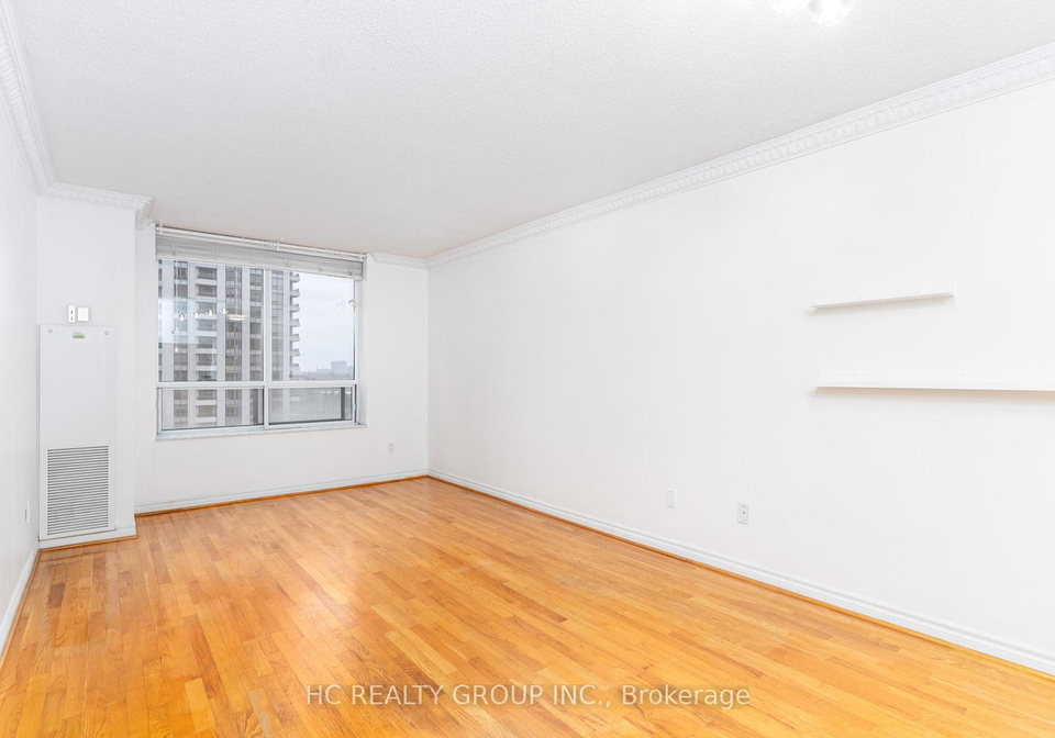 18-sommerset-way-north-york-ontario-c13066334