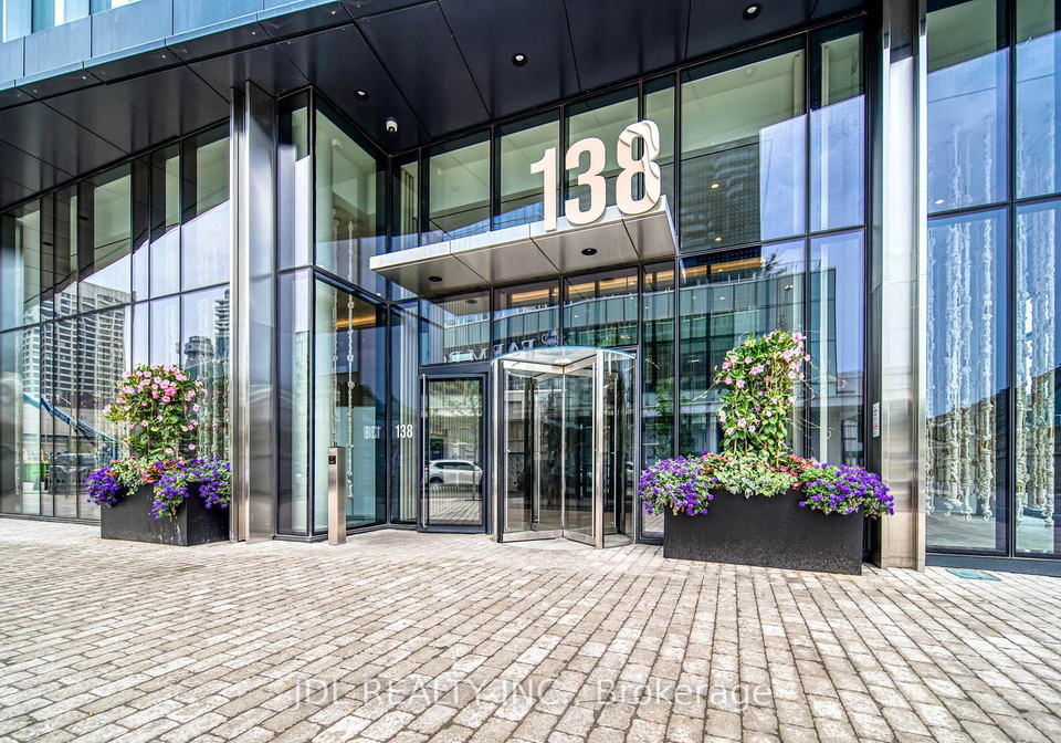 138-downes-street-toronto-ontario-c13066362