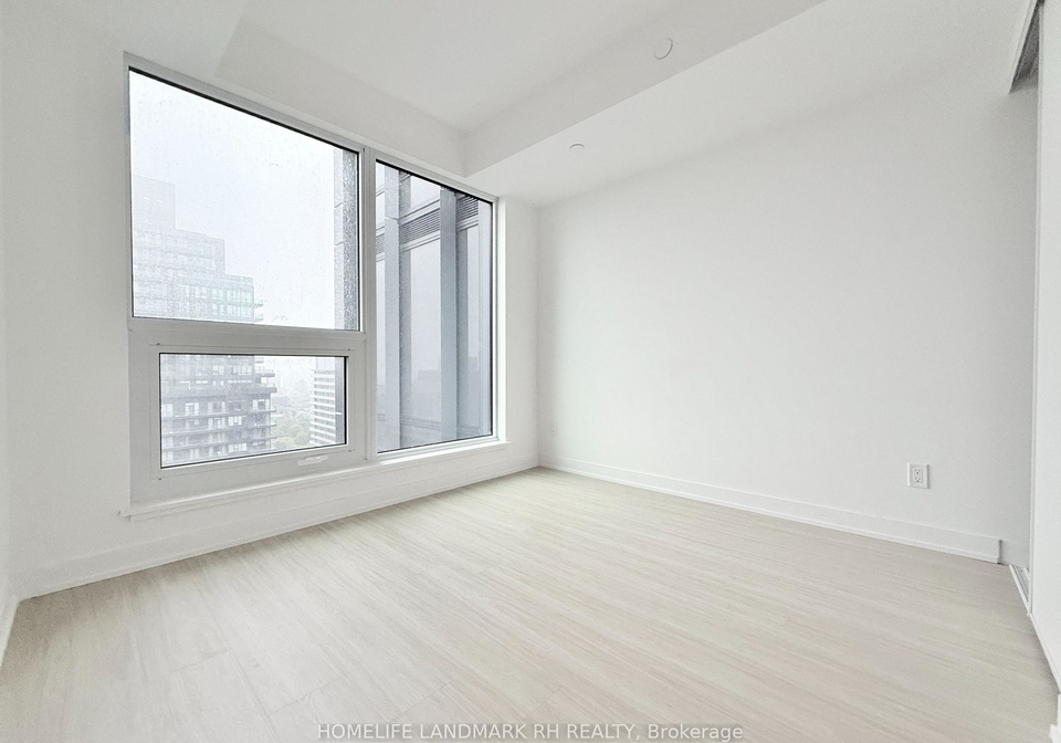 8-wellesley-street-w-toronto-ontario-c13066432