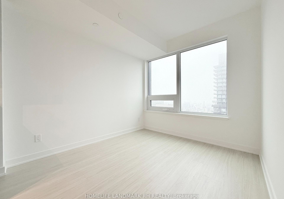 8-wellesley-street-w-toronto-ontario-c13066432