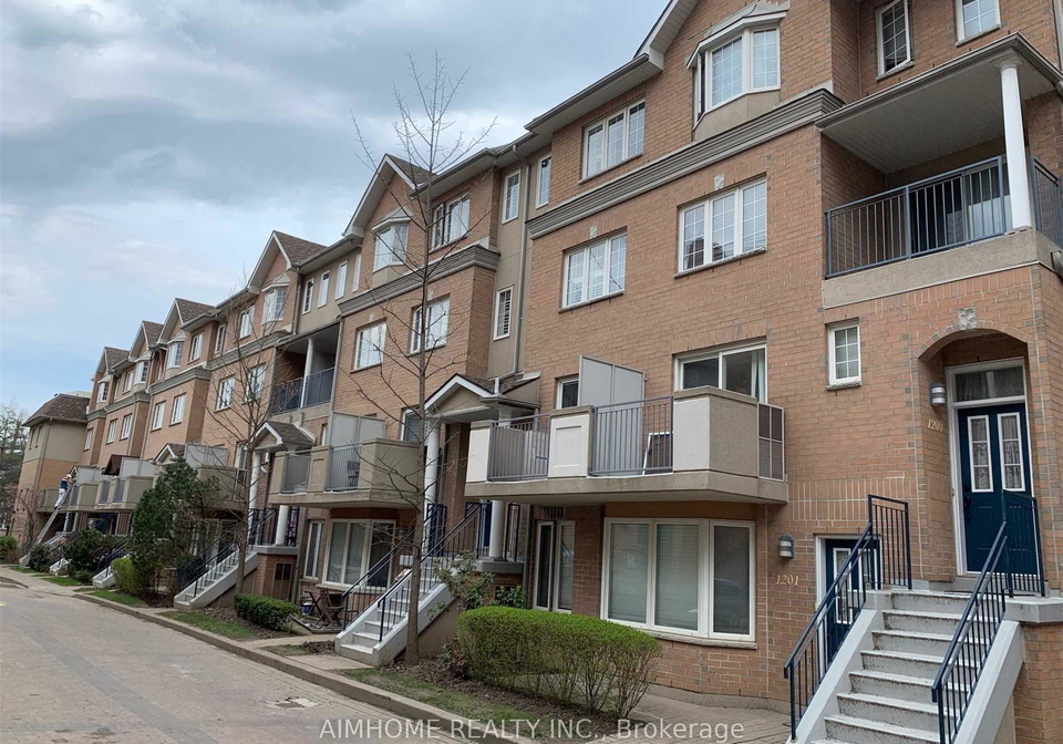 28-sommerset-way-north-york-ontario-c13066514