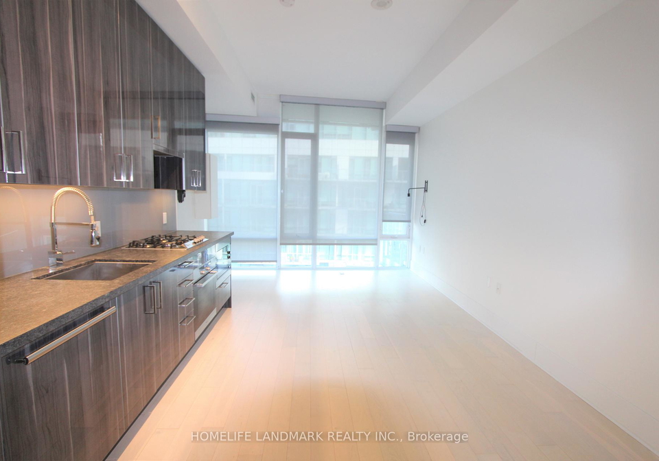 29-queens-quay-e-toronto-ontario-c13066554
