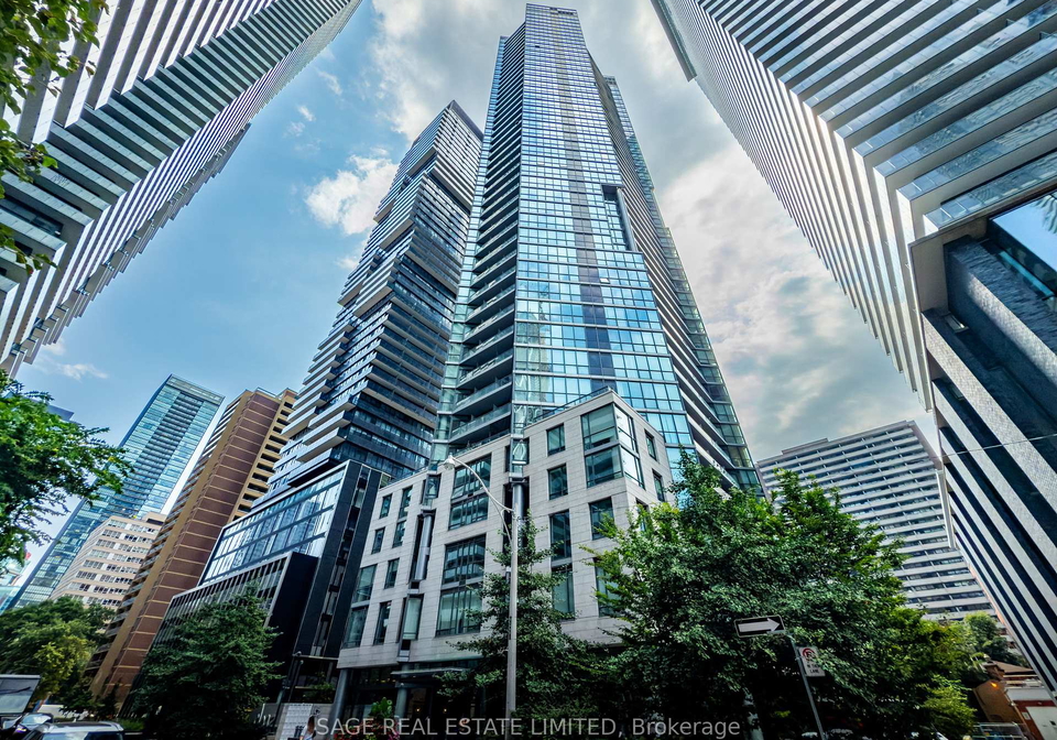 45-charles-street-e-toronto-ontario-c13066648