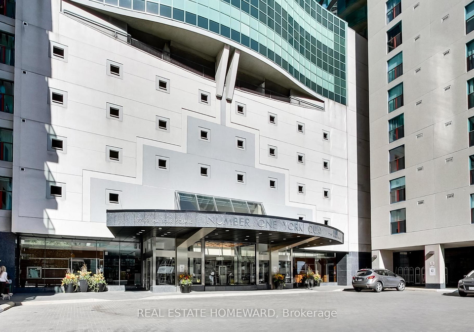 77-harbour-square-toronto-ontario-c13066692