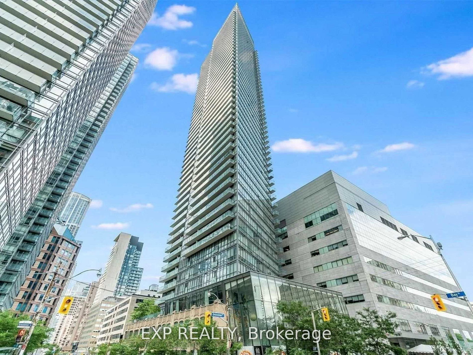 832-bay-street-toronto-ontario-c13066724