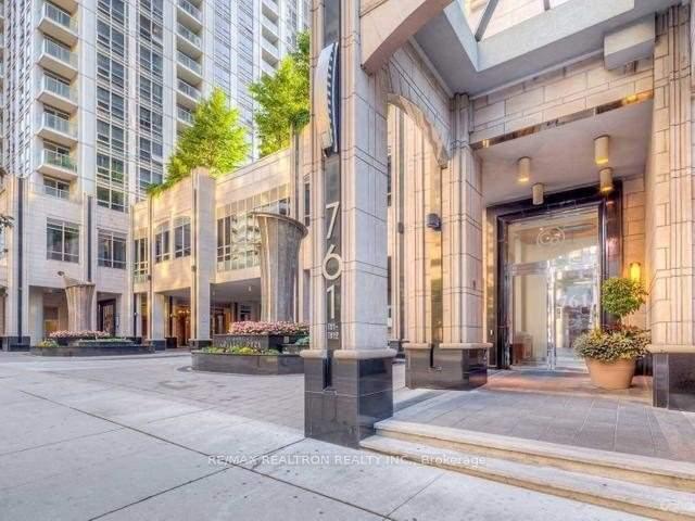 761-bay-street-toronto-ontario-c13066790