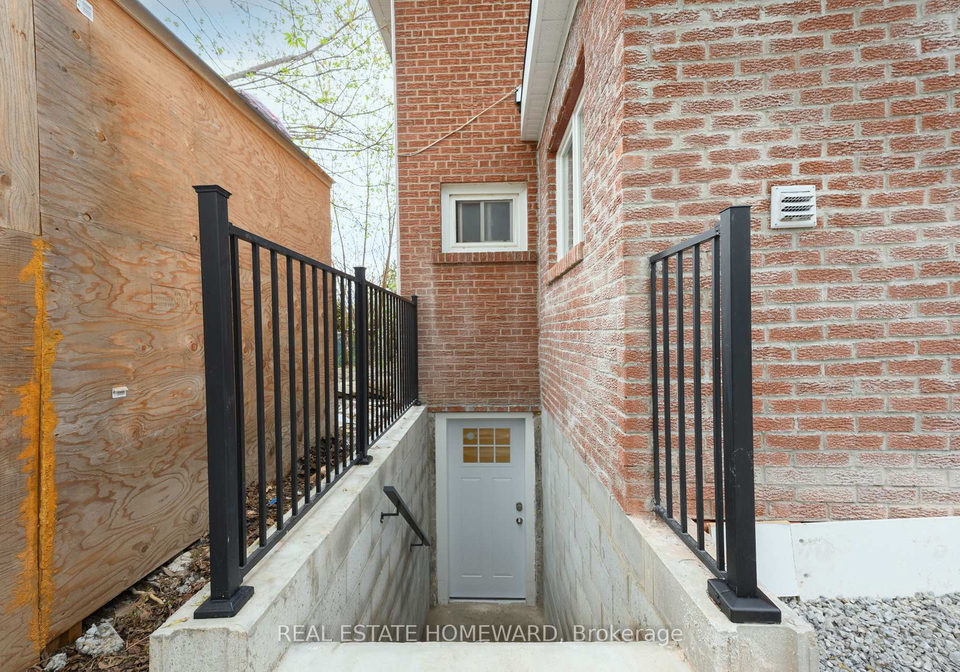 114-old-sheppard-avenue-north-york-ontario-c13067058