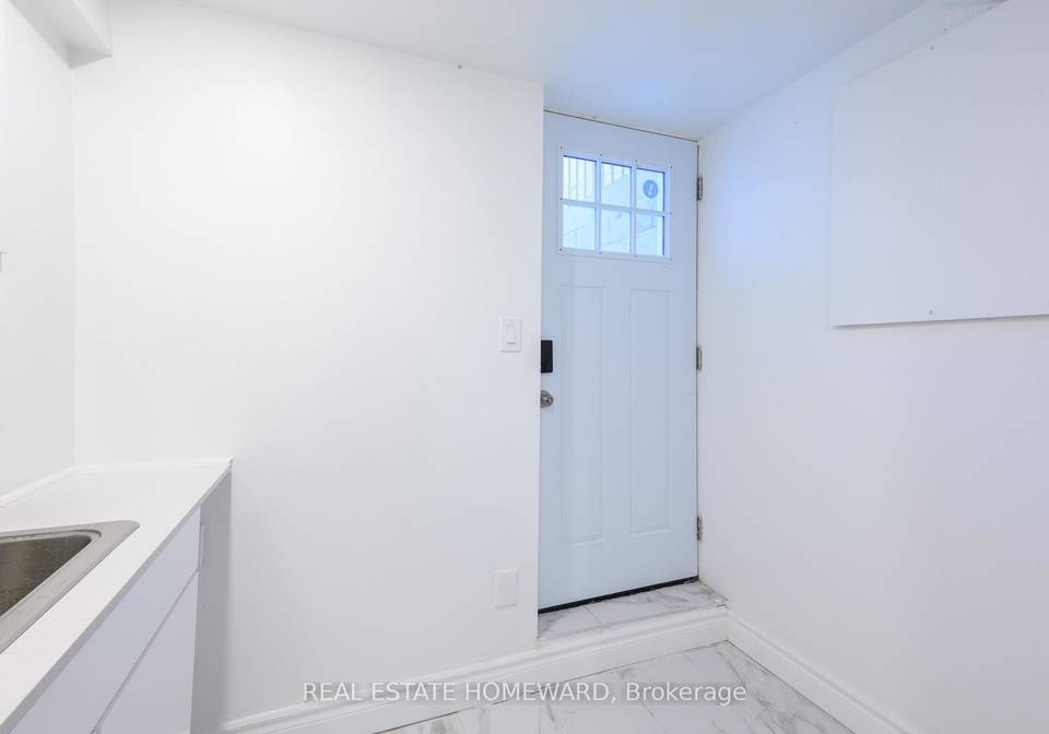 114-old-sheppard-avenue-north-york-ontario-c13067058