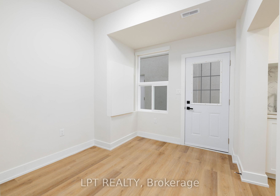 627-crawford-street-toronto-ontario-c13067246