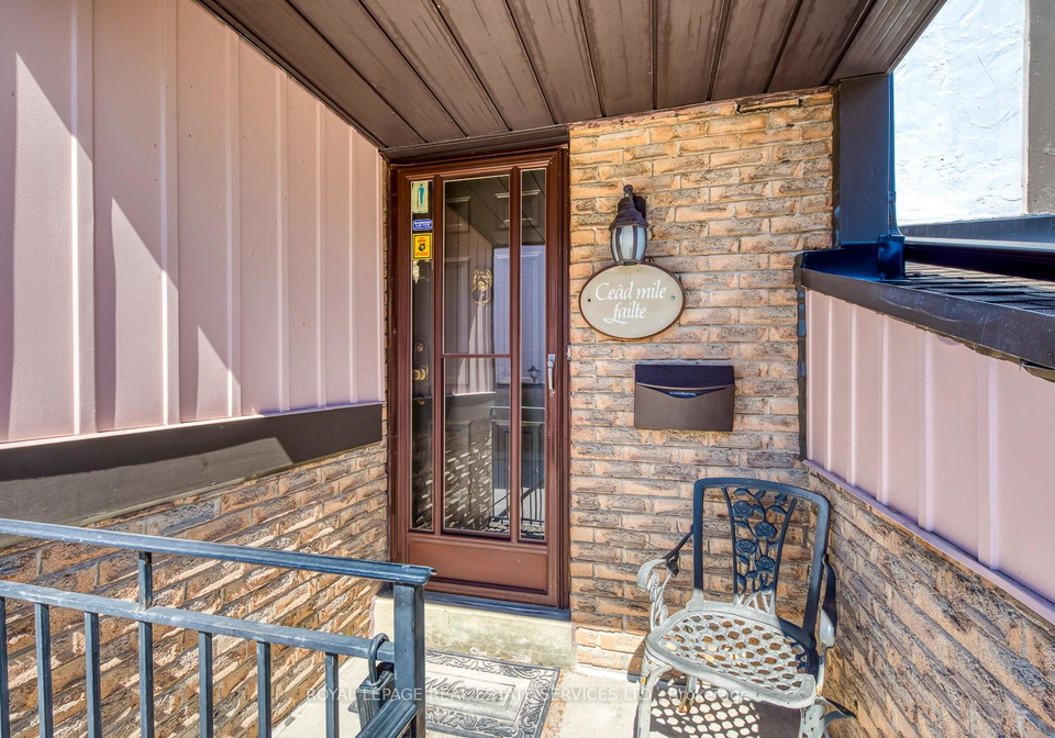4-english-ivyway-north-york-ontario-c13067600