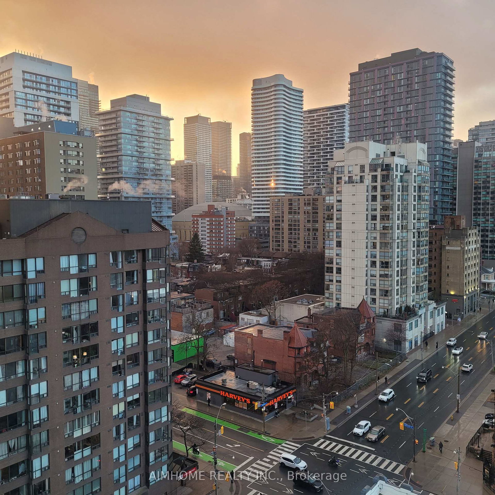 319-jarvis-street-toronto-ontario-c13067638