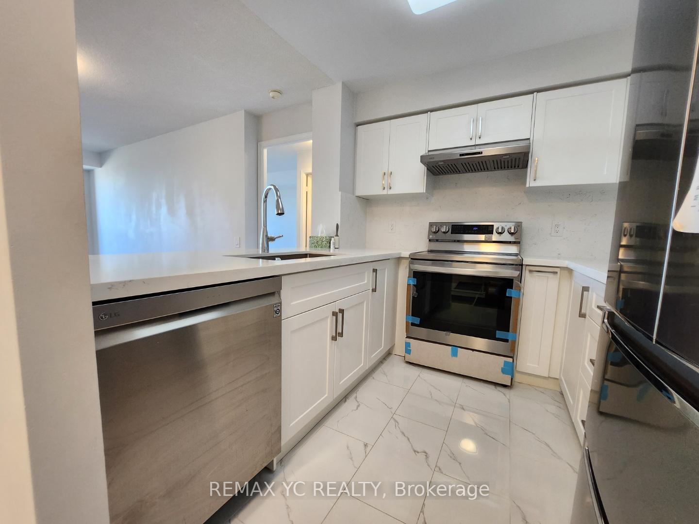 8-hillcrest-avenue-north-york-ontario-c13067660