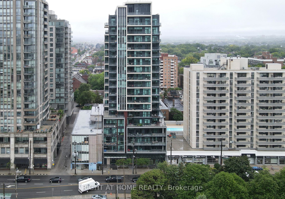 1486-bathurst-street-toronto-ontario-c13067814