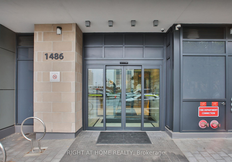 1486-bathurst-street-toronto-ontario-c13067814