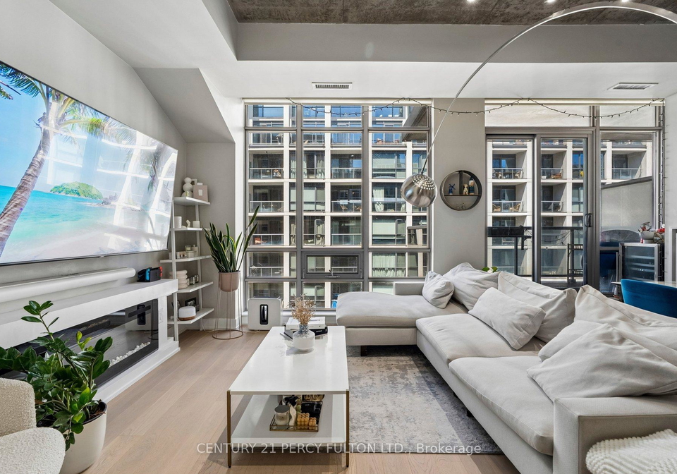 399-adelaide-street-w-toronto-ontario-c13067820